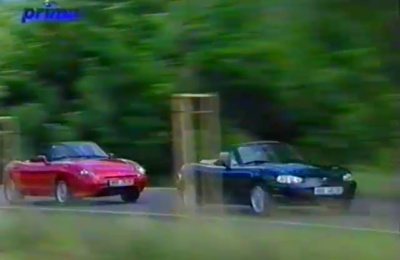 Souboj roadsterů (2000)