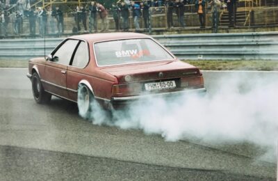 FOTOPŘÍSPĚVEK: Řádění na okruhu (2001)